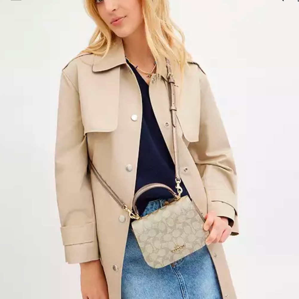 New✨🥂Coach Lysa Top Handle Bag In Signature Canvas Champagne/Gold